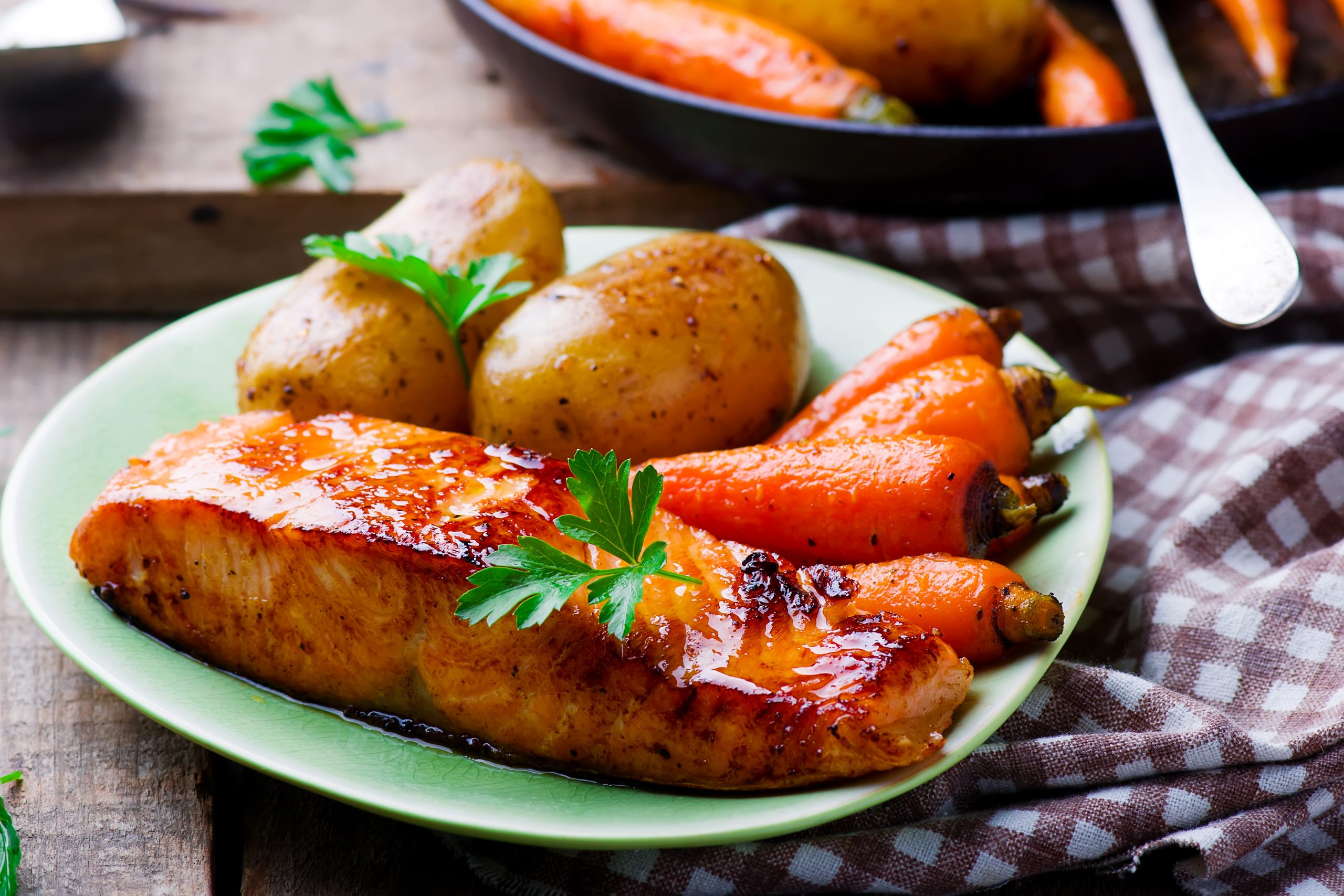 Read more about the article Grilled Salmon with Maple Syrup and Soy Sauce