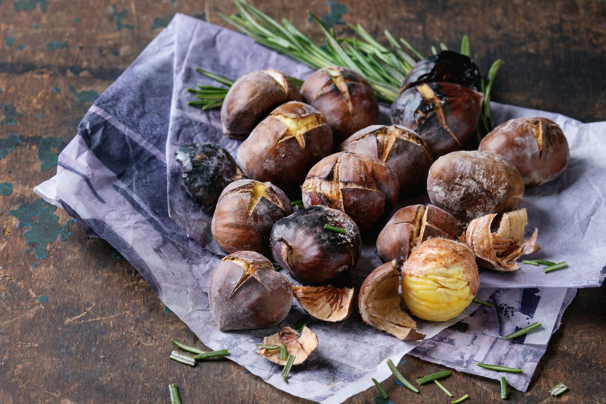 Read more about the article Grilled Chestnuts & Rosemary-Butter Chestnuts